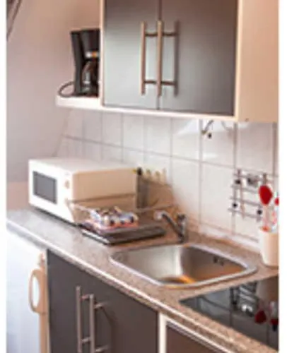 079 Schroeder شقة